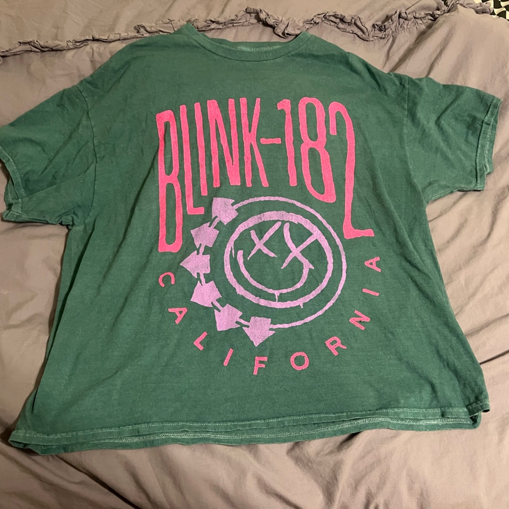 Blink 183 tee